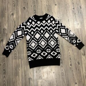Devoted Black and White Geometric Pattern Comfy Sweater